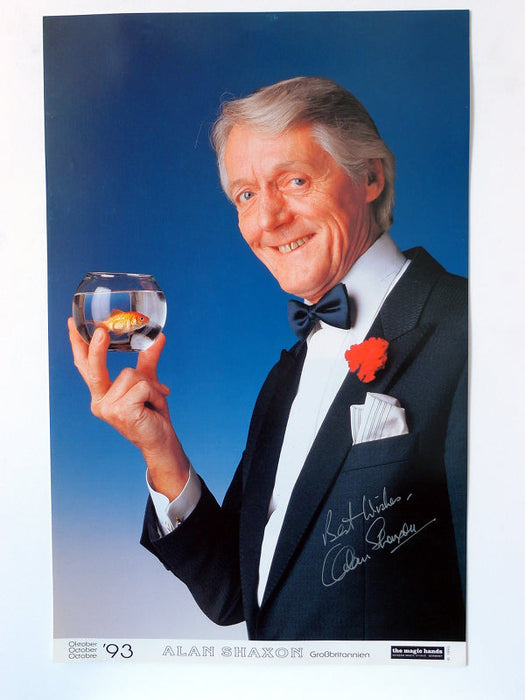 Magic Hands Collector Posters - Pack of 12